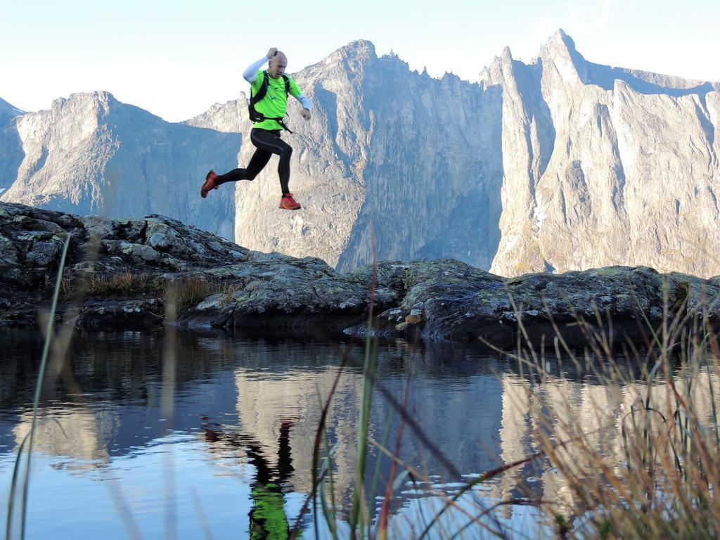Tindelykke Villa Isfjorden Bagian luar foto